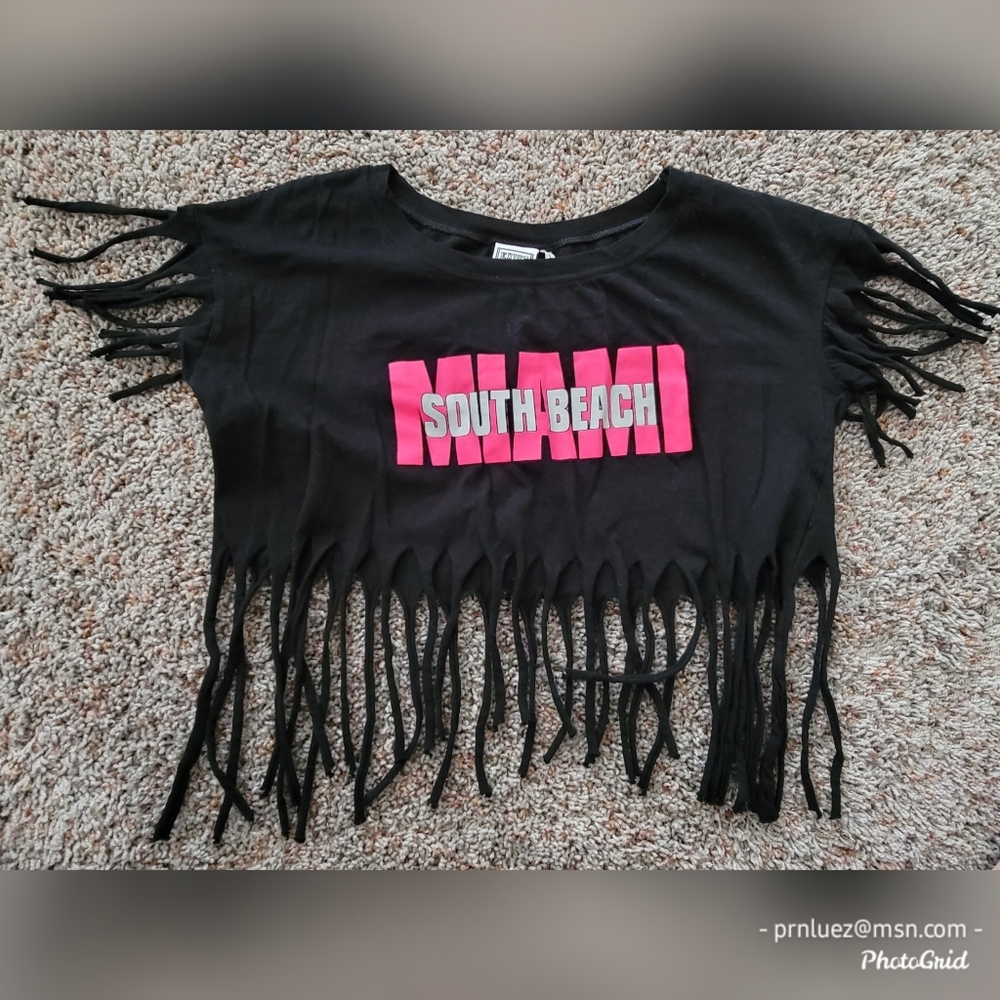 Exist Miami 1995 Crop Top
